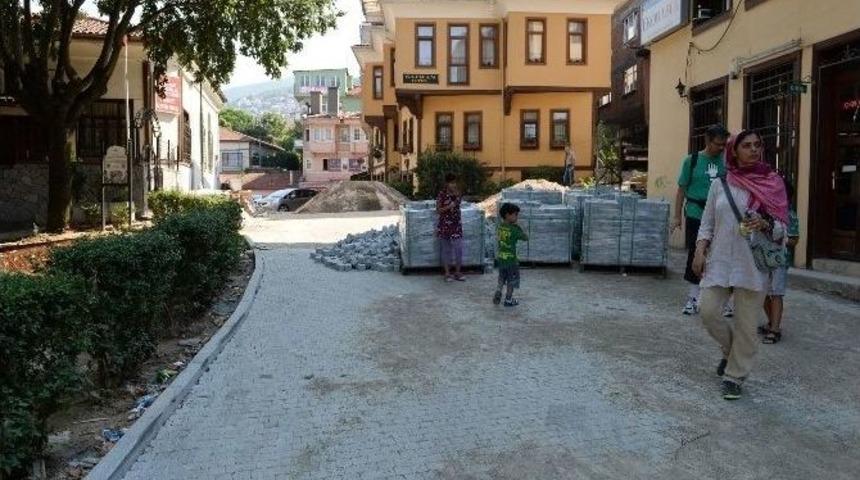 Bursa’nın Tarihi Cadde Ve Sokaklarına Makyaj