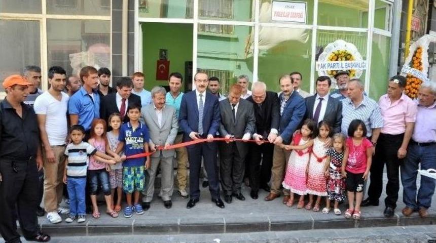 Uşak Romanlar Derneği A&ccedil;ılışını Vali Yavuz Yaptı