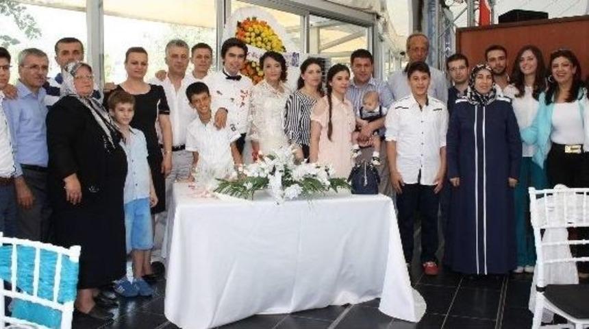 Aydın İhlas Ailesinin Mutlu G&uuml;n&uuml;