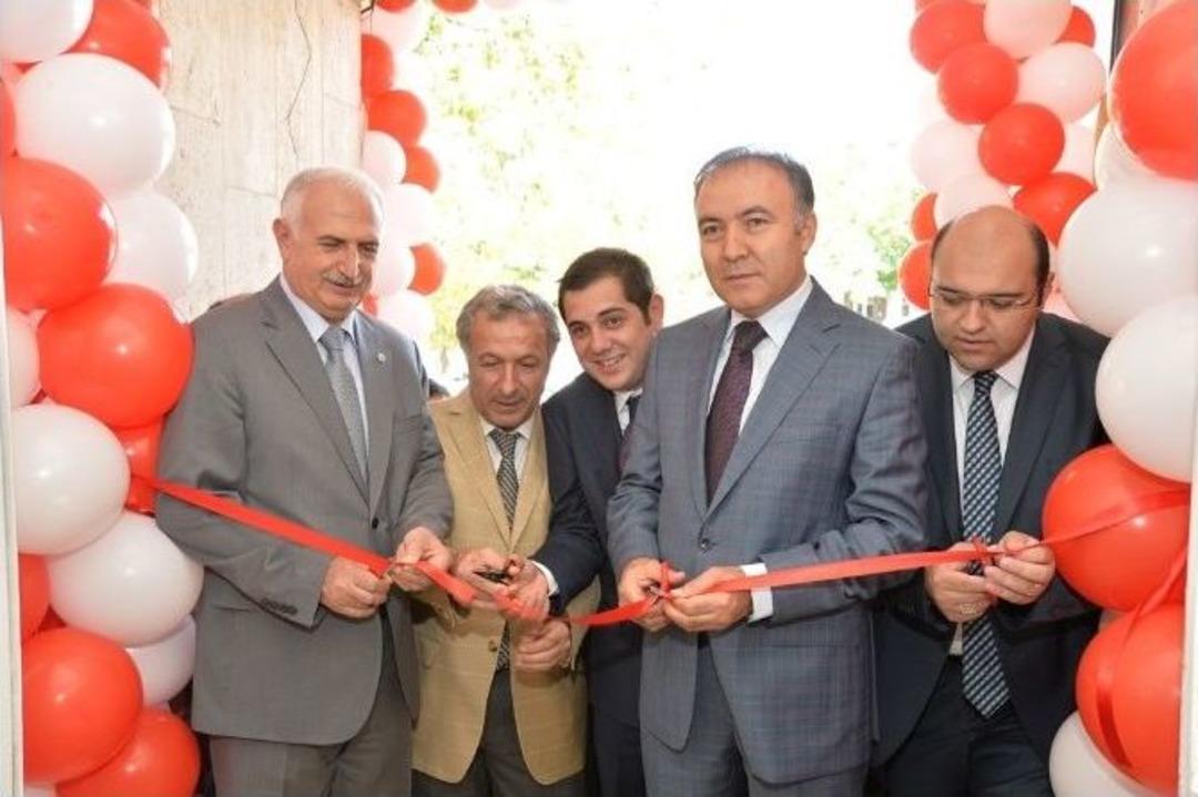 Vali Altıparmak T&uuml;rsab&rsquo;ın A&ccedil;ılışını Yaptı