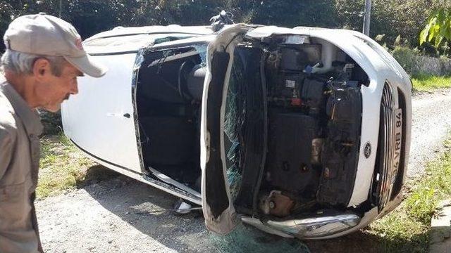 Akçakoca’da Trafik Kazası: 2 Yaralı
