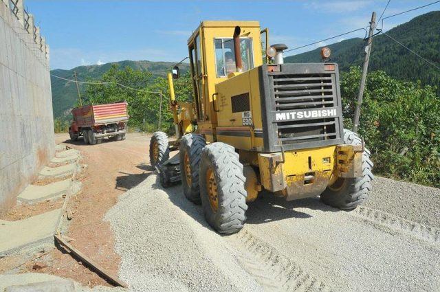 İnebolu'da Yol Yapımına Hayırsever Desteği