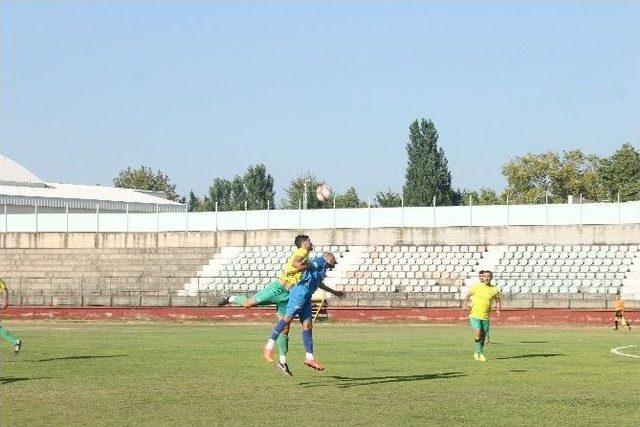 Altınova Belediyespor: 1 - Dardanelspor: 4