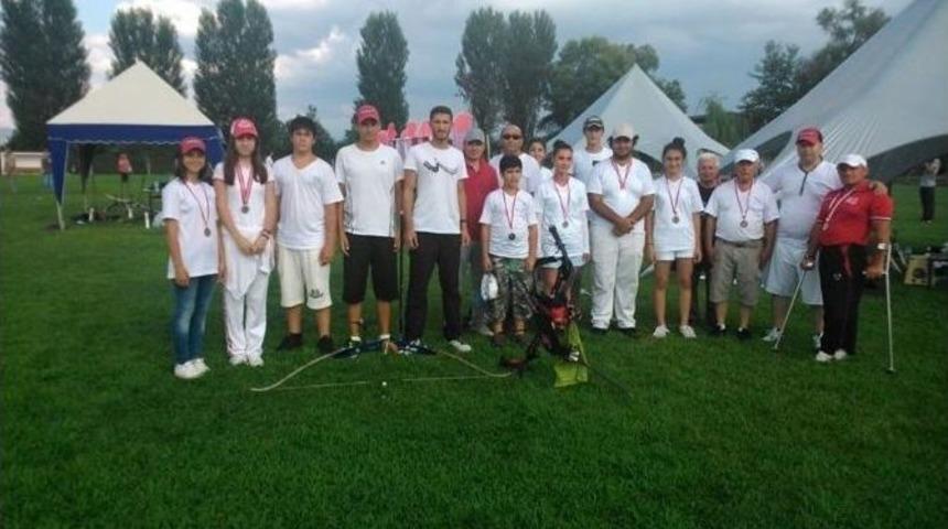 Yalovalı Ok&ccedil;ular G&uuml;rsu&rsquo;da Hedefi 12&rsquo;den Vurdu