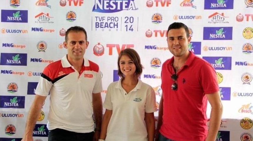 Samsun&rsquo;da Plaj Voleybolu Heyecanı