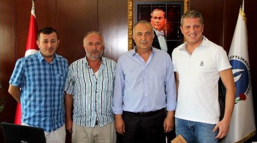 &Ccedil;iftlikk&ouml;y Belediyespor Olgun Erdem&rsquo;e Emanet