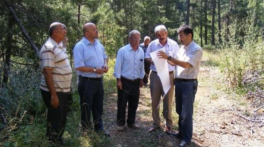 İl Genel Meclis Başkanı Yıldırım Sipahiler K&ouml;y&uuml;nde İncelemelerde Bulundu