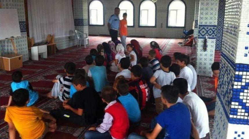 Bafra'da Kuran Kursu &Ouml;ğrencilerine Trafik Eğitimi