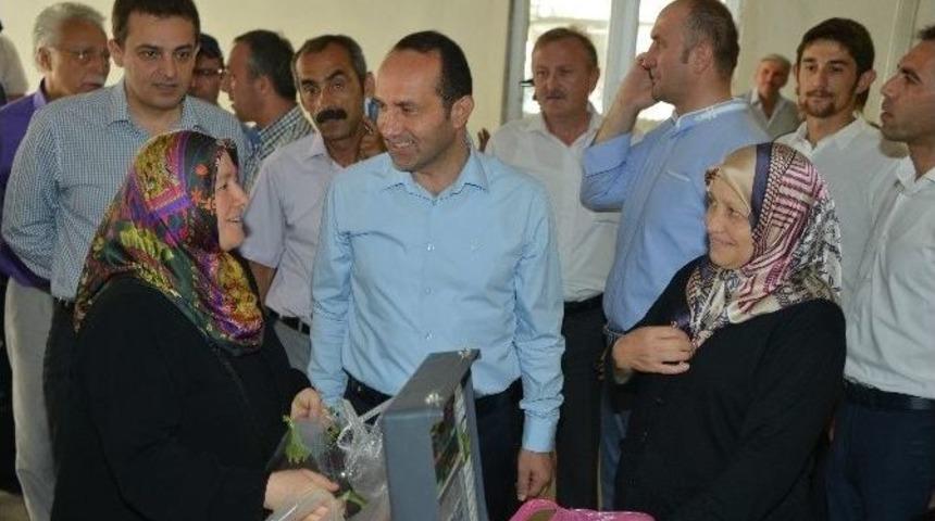 &Uuml;nye&rsquo;de Pazar Yeri Sorunu &Ccedil;&ouml;z&uuml;ld&uuml;