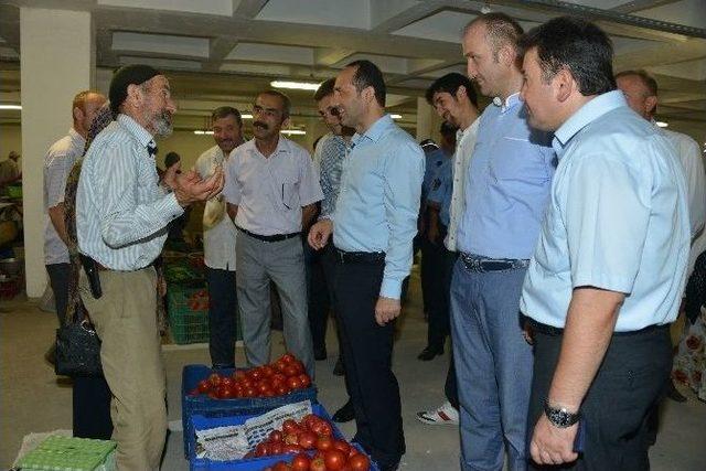 Ünye’de Pazar Yeri Sorunu Çözüldü