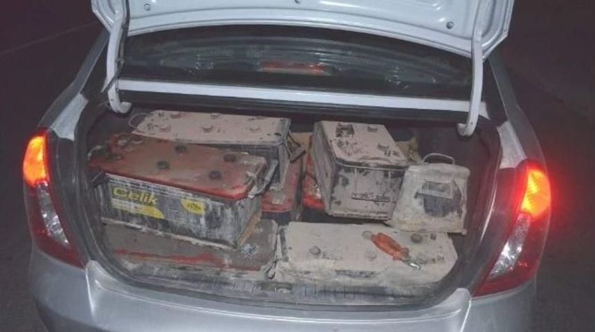 32 Ak&uuml; &Ccedil;alan Hırsız Son İşinde Yakayı Ele Verdi