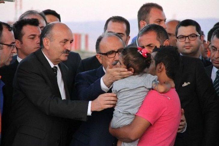 Filistinli 18 Yaralı Türkiye’ye Getirildi G2