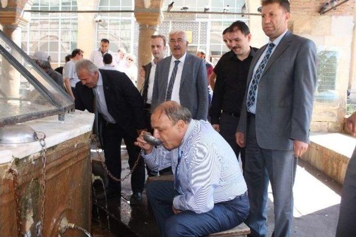 Oktay Vural, Oğlunu Askeri Birliğe Teslim Etti G1