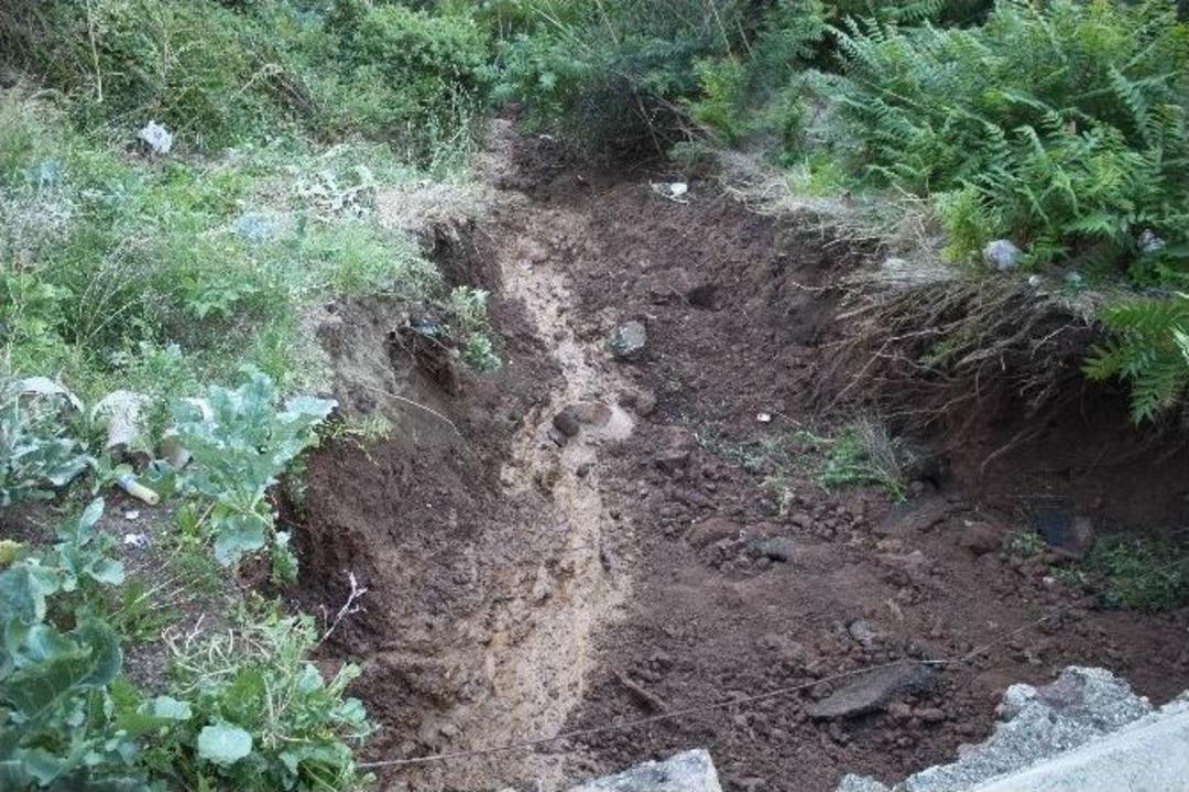 &Ccedil;&ouml;ken Yol Mahalleliyi Korkuttu