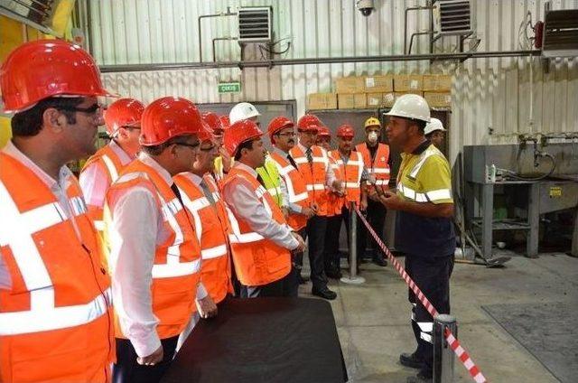 Vali Akdemir Altın Madenini Gezdi 1