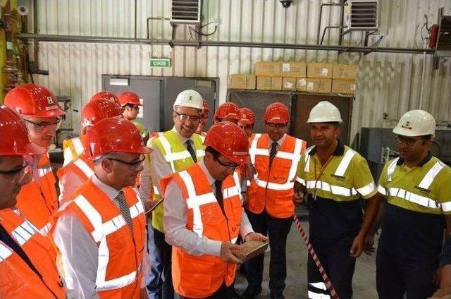 Vali Akdemir Altın Madenini Gezdi 3