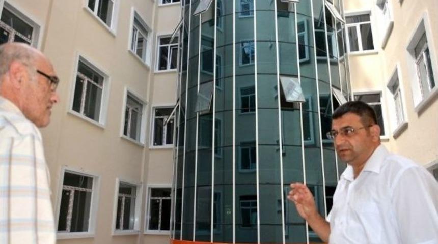 Eğitim Fak&uuml;ltesi Yeni Binasına Kavuşuyor