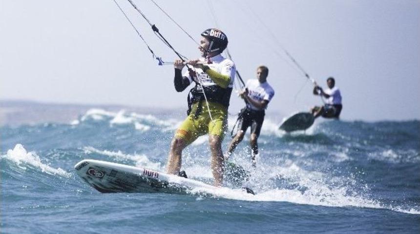 Burn Kıteboard D&uuml;nya Şampiyonası İlk Kez İstanbul&rsquo;da