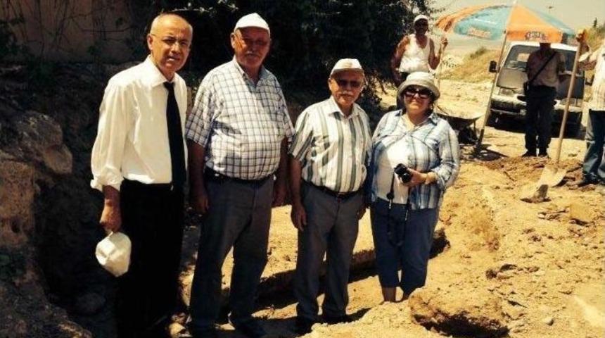 Honaz&rsquo;da Anıt Mezar Ortaya &Ccedil;ıkarıldı