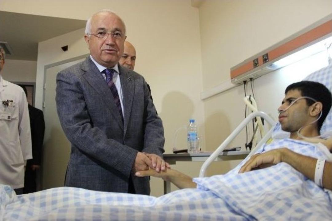 Tbmm Başkanı &Ccedil;i&ccedil;ek, Azerbaycanlı Ve Gazzeli Yaralıları Ziyaret Etti