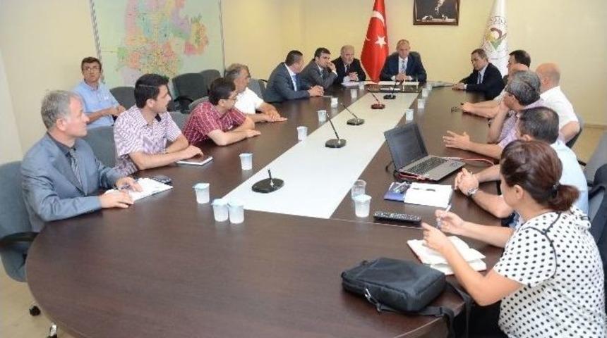 Başkanlar Dergaz İ&ccedil;in Masaya Oturdu