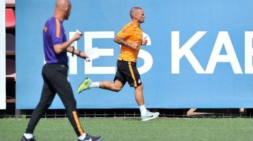 Galatasaray Yeni Sezon Hazırlıklarını Sürdürüyor