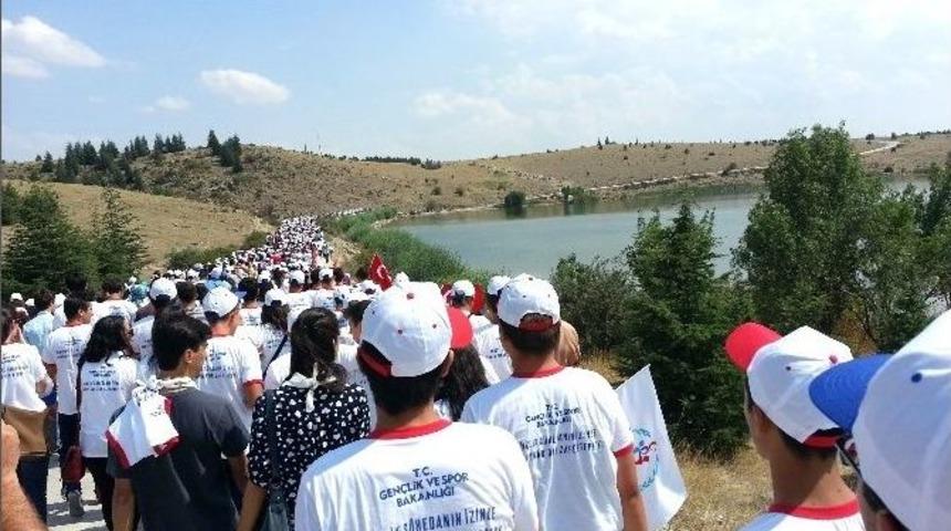 180 Gen&ccedil; Dumlupınar&rsquo;dan Zafertepe&rsquo;ye Y&uuml;r&uuml;yecek
