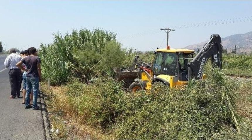 Kazada &Ouml;len Kadının Başını Aradılar