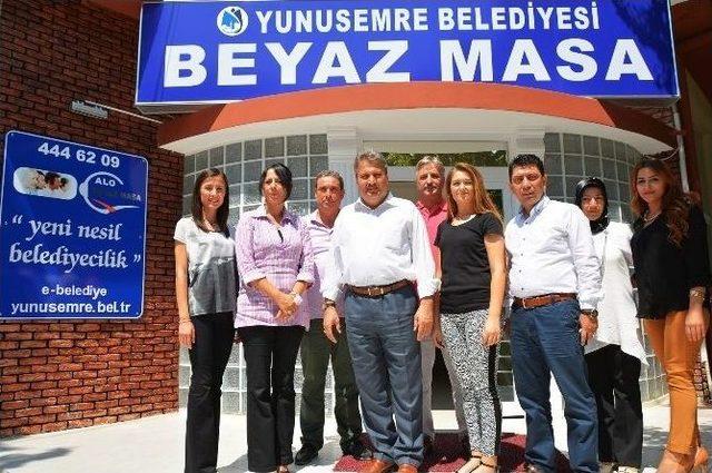 Yunusemre Belediyesi’nde Beyaz Masa Hizmete Başladı