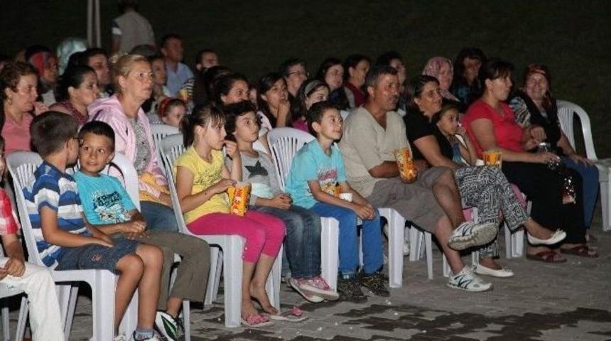 Sinema Keyfi Kapalı Gişe Devam Ediyor