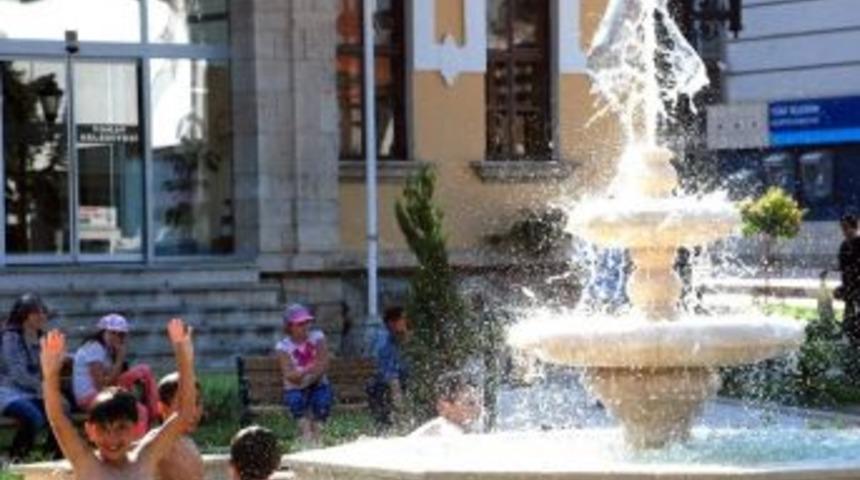 S&uuml;s Havuzunda Tehlikeli Serinlik