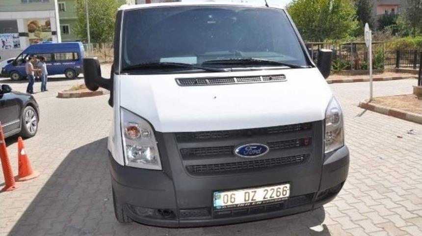 Siirt&rsquo;te Para Nakil Aracına Uzun Namlulu Silahlarla Saldırı D&uuml;zenlendi