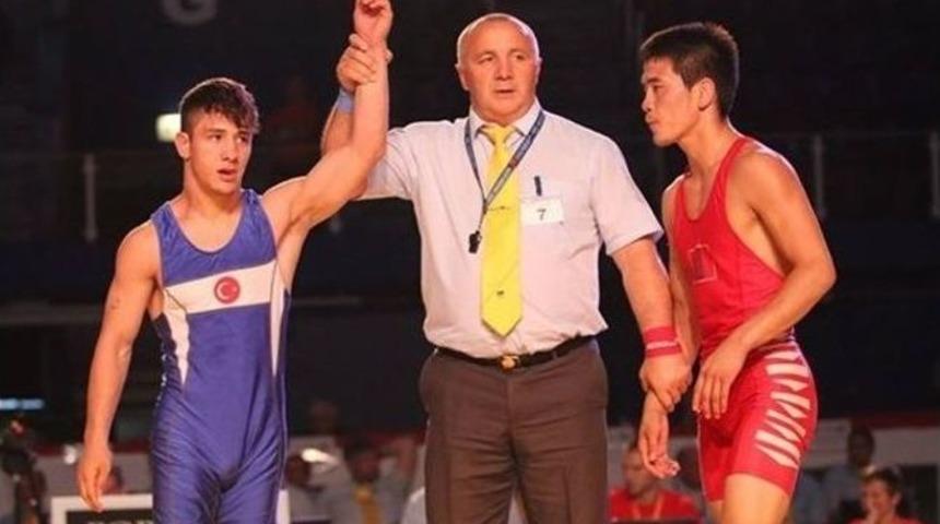 Kaya, G&uuml;reşte D&uuml;nya 3&rsquo;&uuml;nc&uuml;s&uuml; Oldu