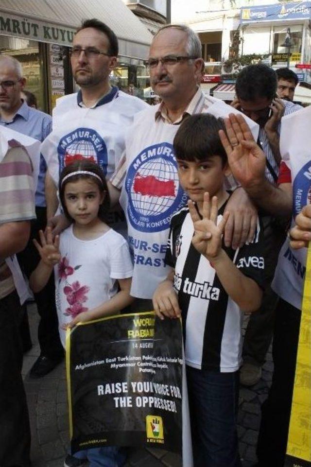 Bandırmalılar ’dünya Rabia Günü’nde Meydanlara İndi