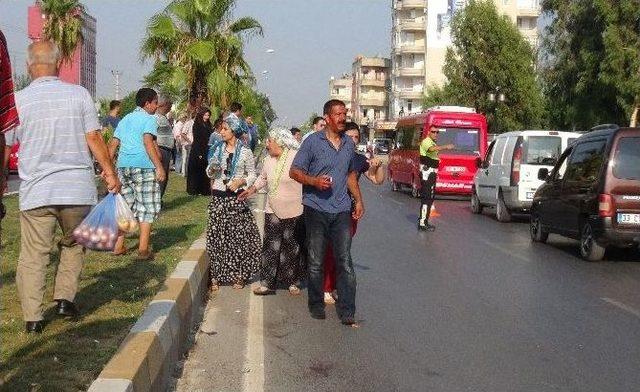 Acılı Baba Ölen Çocuklarının Kanını Yüzüne Sürdü