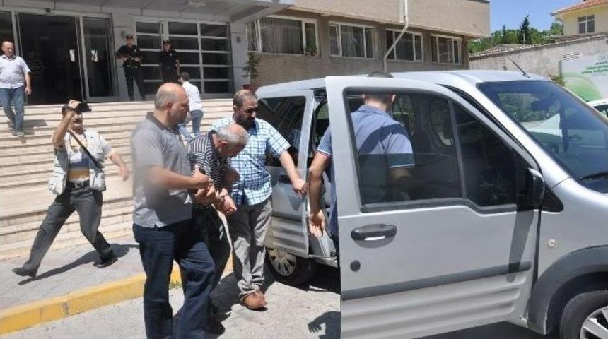 Katil Zanlısı Cesetle 4 G&uuml;n Aynı Evde Yaşadı