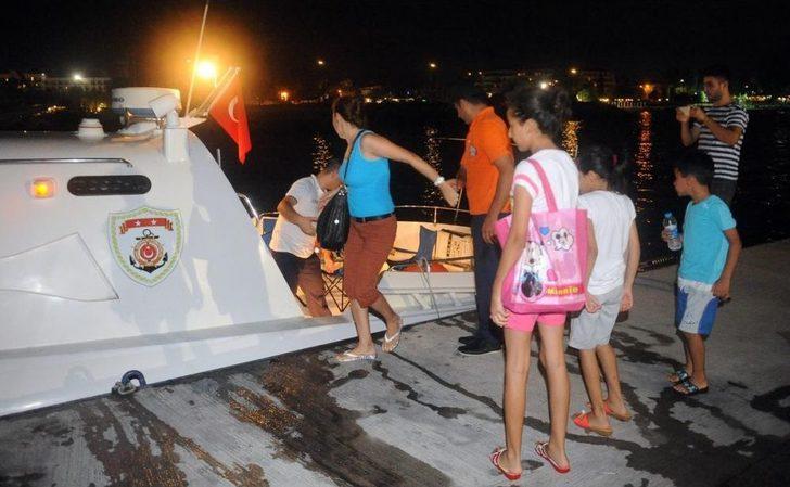 Kemer'de Karaya Oturan Yat Kurtarıldı G1