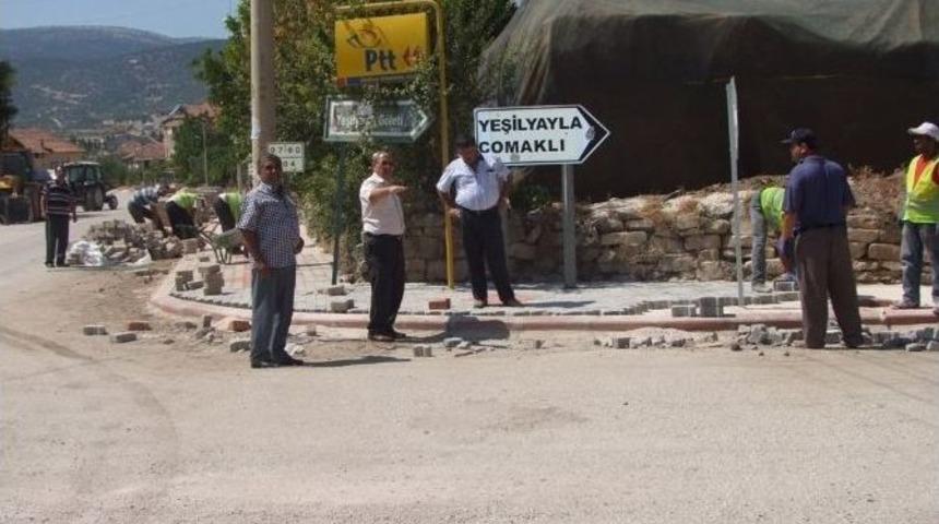 Başkan Yardımcısı &Ouml;nal, Yelten&rsquo;de &Ccedil;alışmaları İnceledi