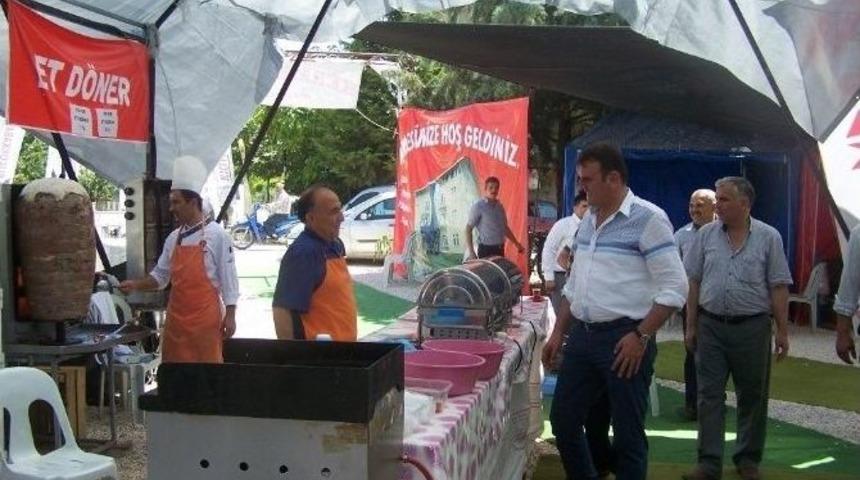 Başkan G&ouml;kce, Yurt İnşaatı Yararına D&uuml;zenlenen Kermesi Gezdi