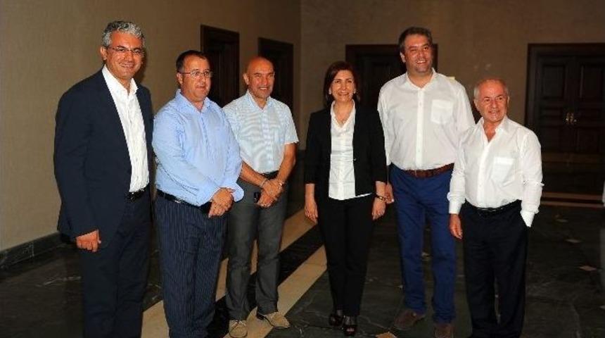 Sosyal Demokrat Başkanlar Seferihisar&rsquo;da Buluştu