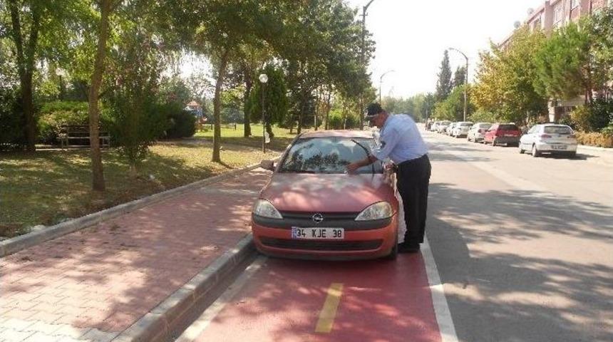 İzmit&rsquo;te Bisiklet Yollarının İşgal Edilmesine İzin Verilmiyor