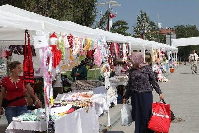 Bolu Günleri Kent Meydanı’nda Başladı