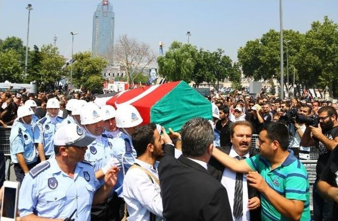 Cumhurbaşkanı G&uuml;l Seba&rsquo;nın Cenazesine Katıldı