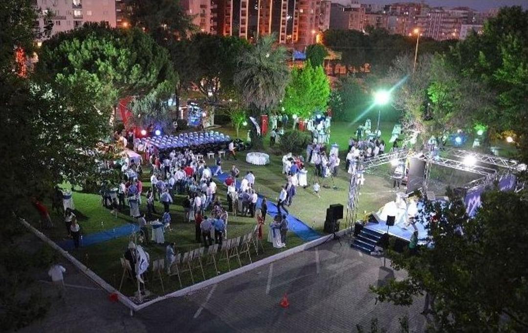 Logo Yarışmasında Dereceye Girenlere &Ouml;d&uuml;lleri Verildi