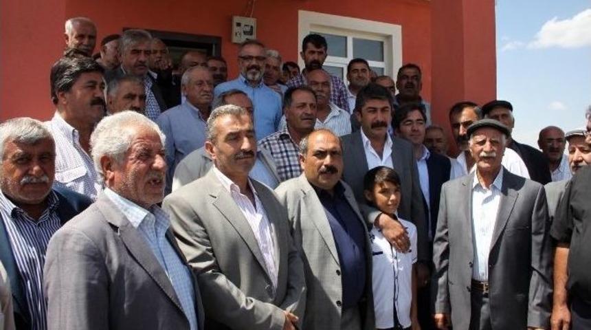 Sakık Ve &Ouml;zt&uuml;rk, K&uuml;sk&uuml;n Aileleri Barıştırdı