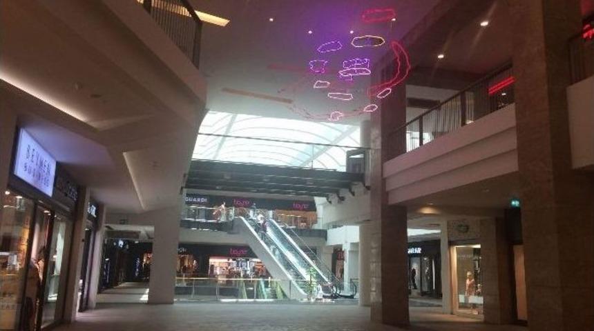 Forum Gaziantep&rsquo;teki &rsquo;&ccedil;ingene Kız&rsquo; G&ouml;renleri Kendisine Hayran Bırakıyor