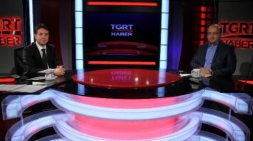 Başbakan Baş Danışmanı Akdoğan, Muhalefete Y&uuml;klendi