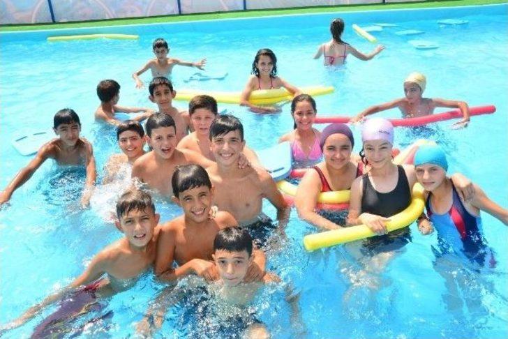 Çocukların Havuz Sevinci G3