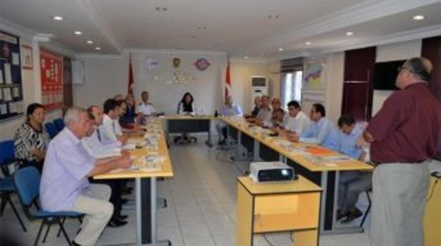Yalova&rsquo;da Afet Ve Acil M&uuml;dahale Planı G&ouml;zden Ge&ccedil;irildi