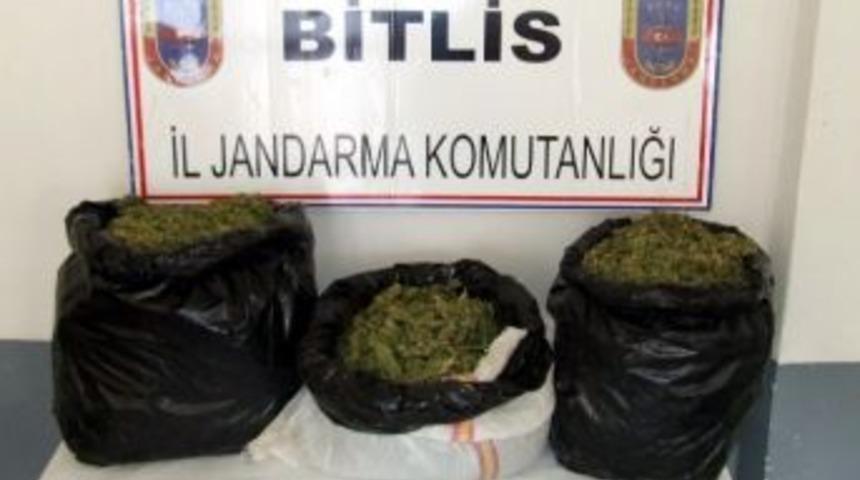 Jandarmadan Esrar Operasyonu